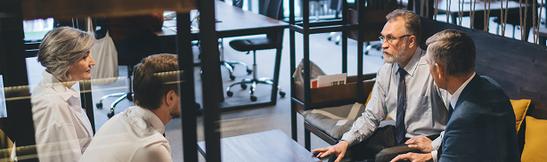 Échange de conseil au sein du cabinet Fiduciaire Beloeuvre & Associés.