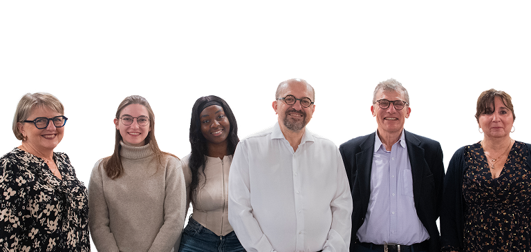 Photo de groupe des collaborateurs du cabinet Fiduciaire Belœuvre et Associés, montrant l’équipe qui accompagne les clients au quotidien.